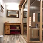 אכסניה Almliesl Eben-588 *