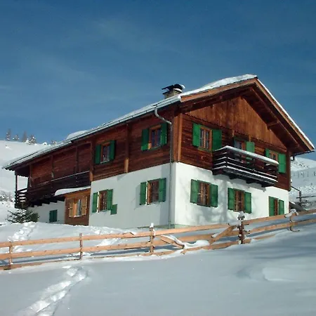 Almliesl Eben-588 Hytte *